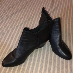 anne klein yavin iflex zip booties